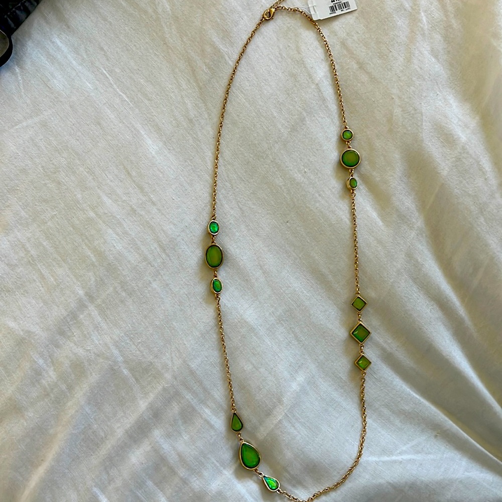 NWT Loft 18” green/gold colored necklace